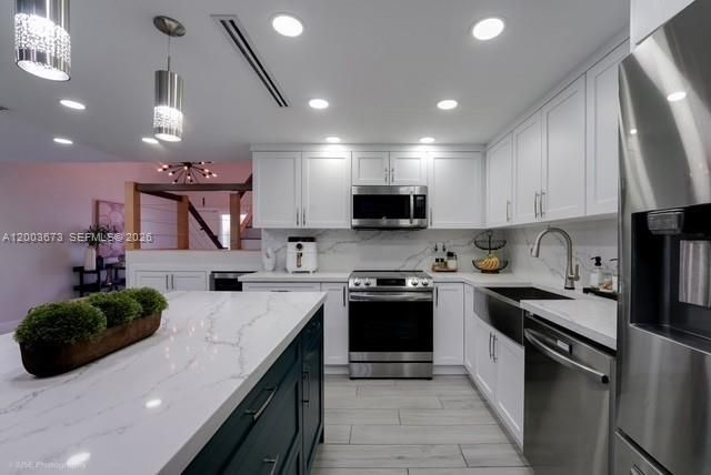 1231 E Golfview Dr , Pembroke Pines, FL 33026 Photo