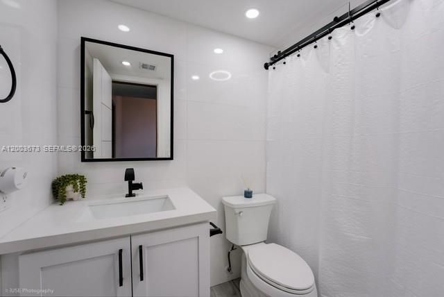 1231 E Golfview Dr , Pembroke Pines, FL 33026 Photo