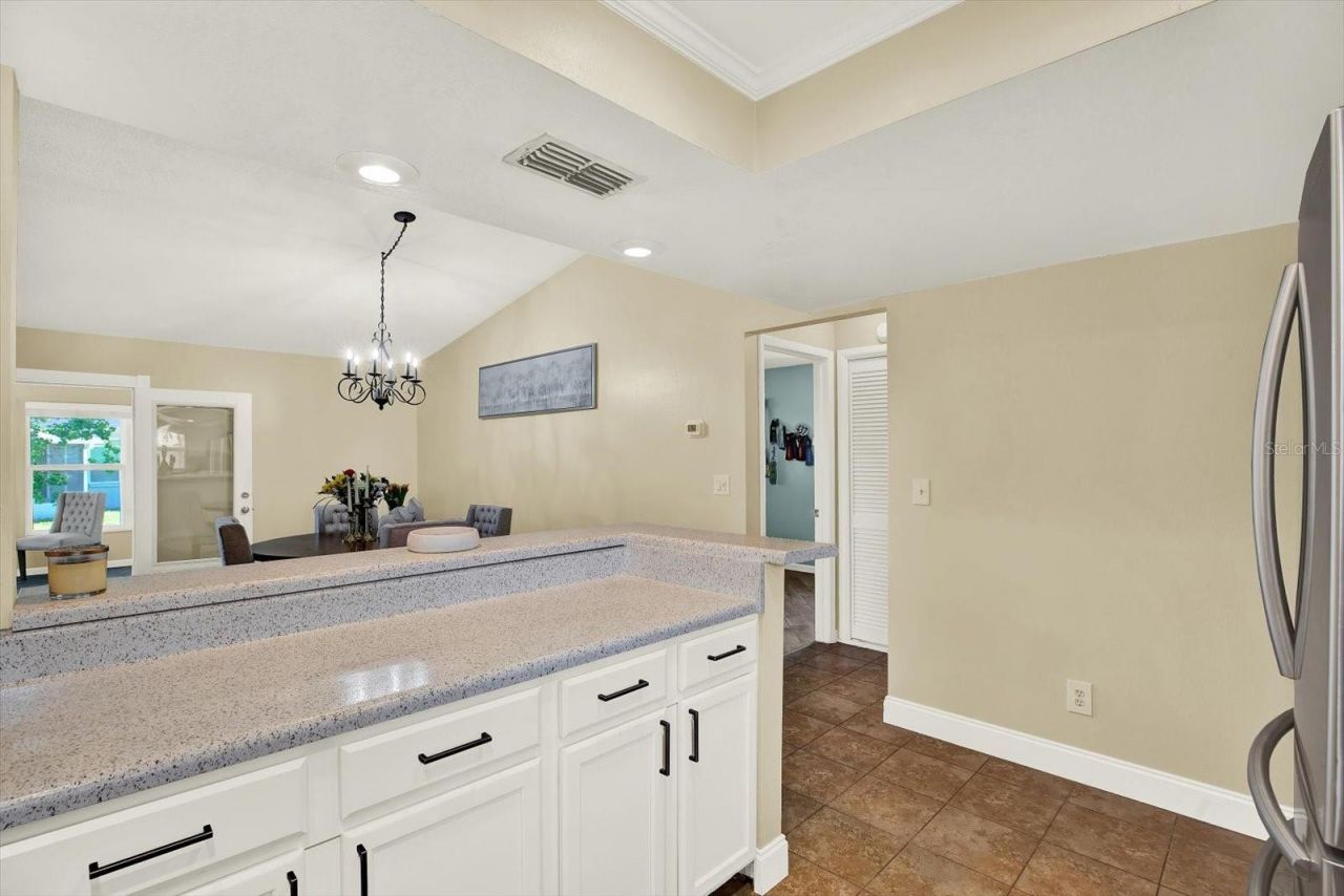 10562 41st Court N, Clearwater, FL 33762 Photo