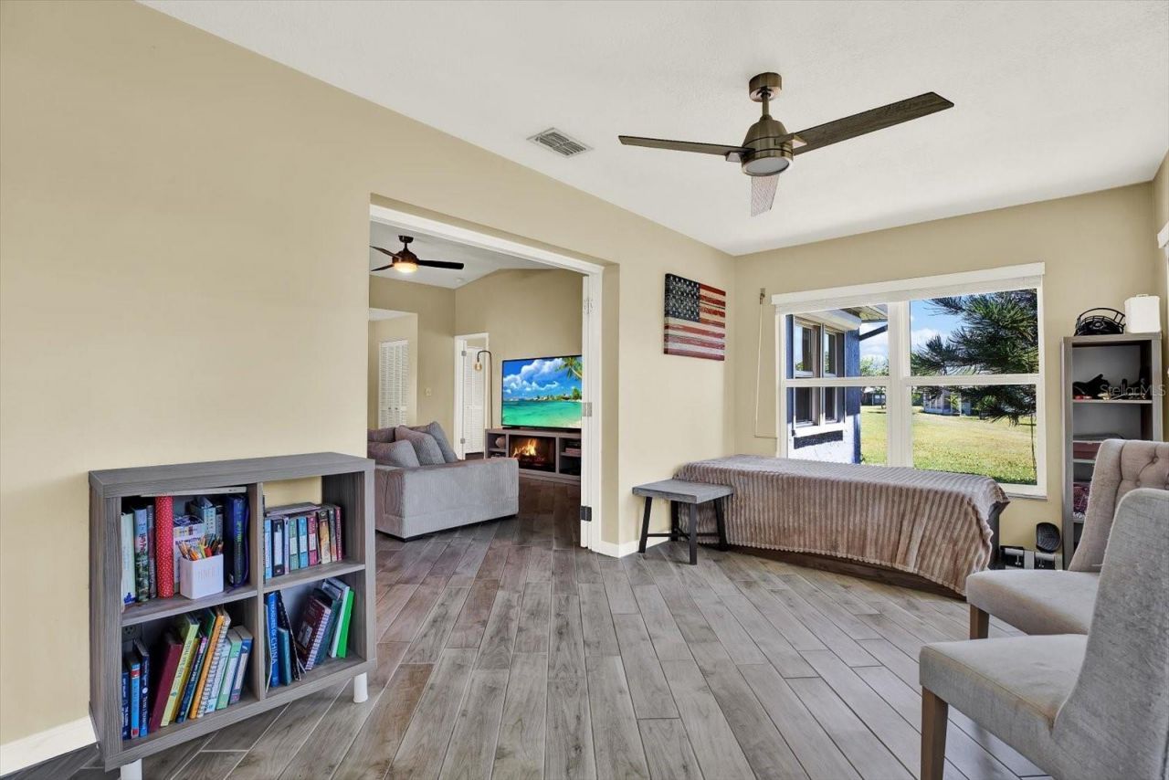 10562 41st Court N, Clearwater, FL 33762 Photo