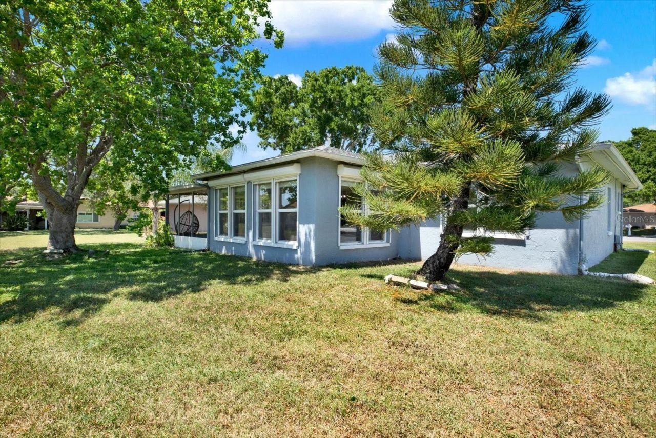 10562 41st Court N, Clearwater, FL 33762 Photo