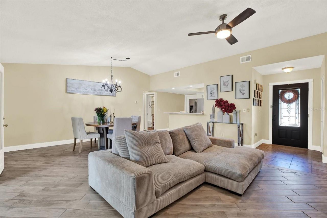 10562 41st Court N, Clearwater, FL 33762 Photo