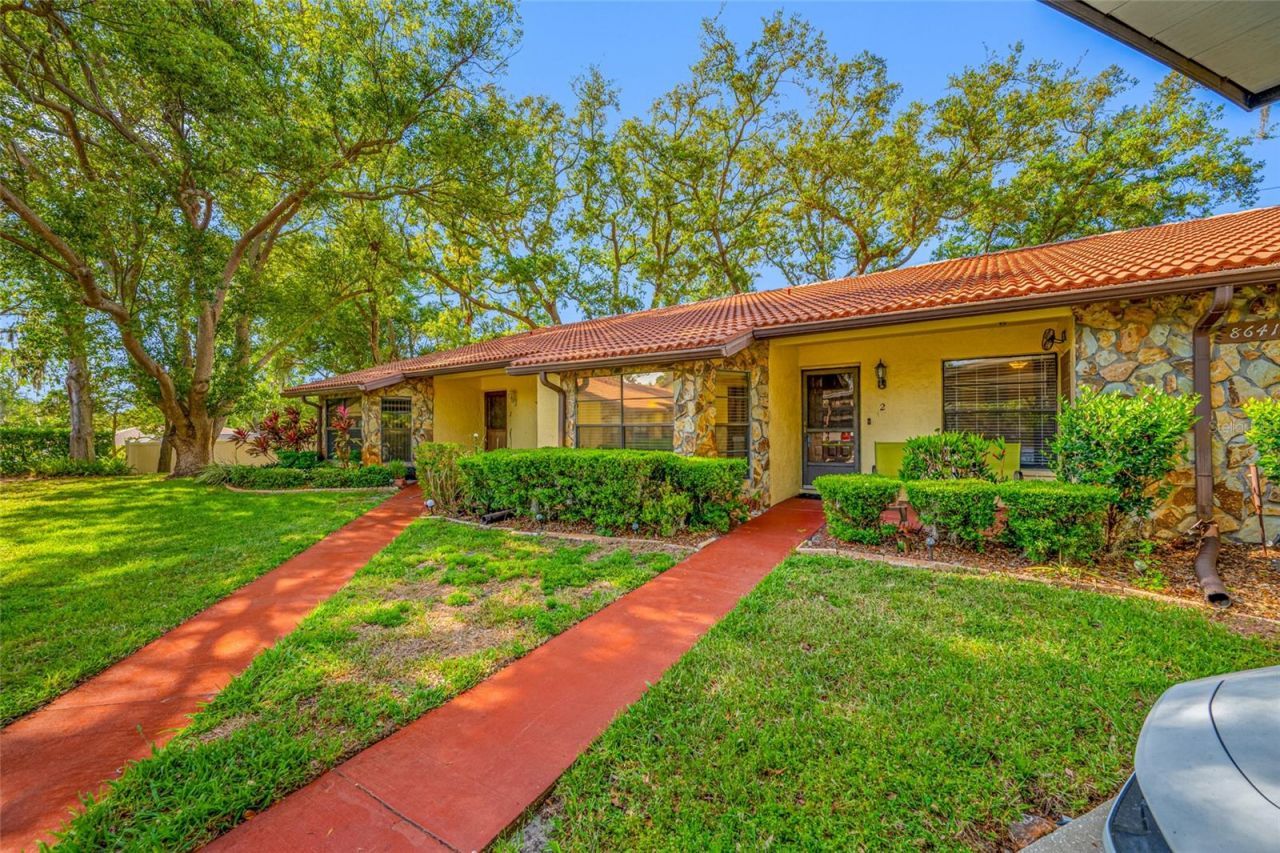 8641 Shadblow Court, Unit 2, Port Richey, FL 34668 Photo