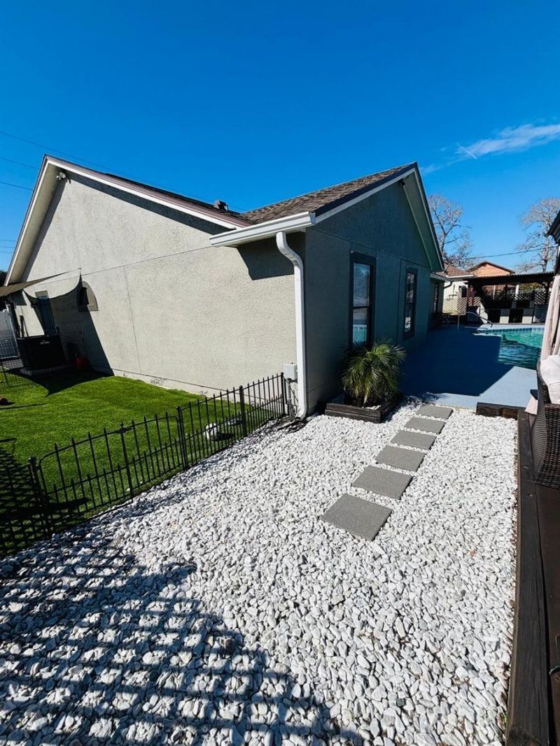 1464 Howland Boulevard , Deltona, FL 32738 Photo