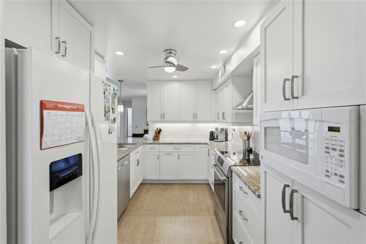 5729 Puerta Del Sol Boulevard S, Unit 181, Saint Petersburg, FL 33715 Photo