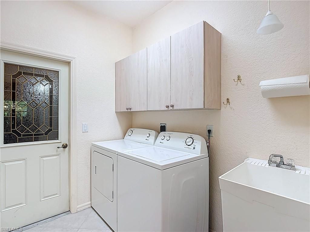 2061 Corona Del Sire Dr, North Fort Myers, FL 33917 Photo