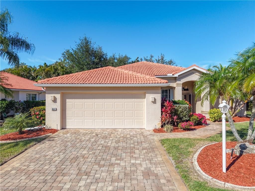 2061 Corona Del Sire Dr, North Fort Myers, FL 33917 Photo