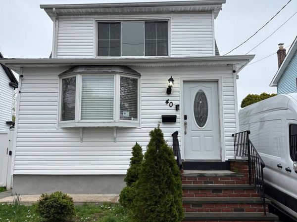 40 S 16th Street, New Hyde Park, NY 11040