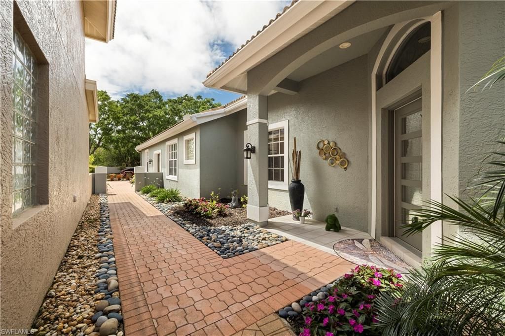 11584 Quail Village Way, Naples, FL 34119 Photo
