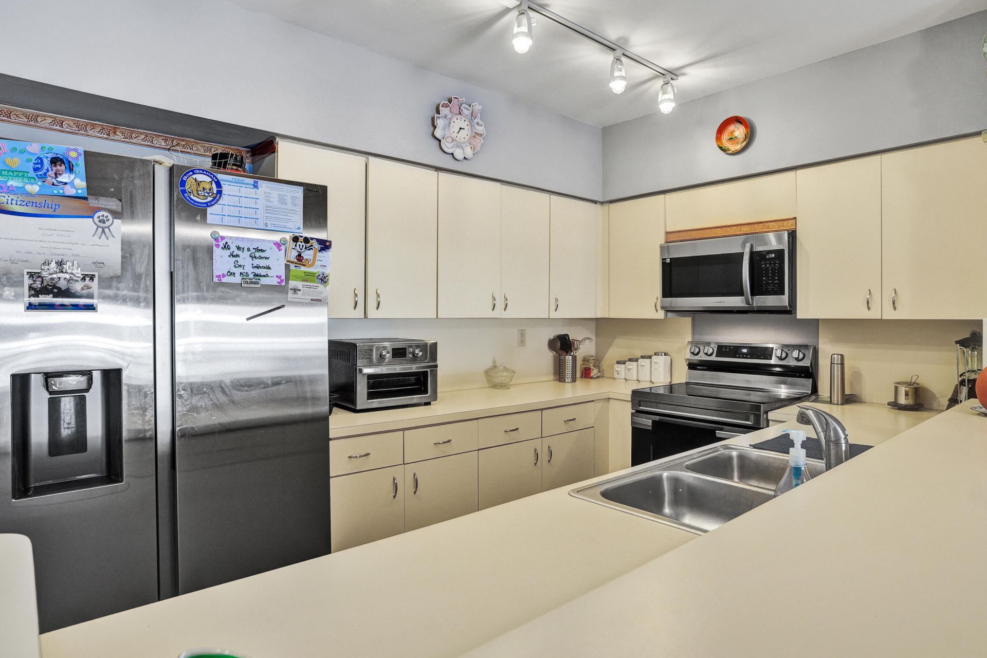 8511 Ardoch Road, Hialeah, FL 33016 Photo