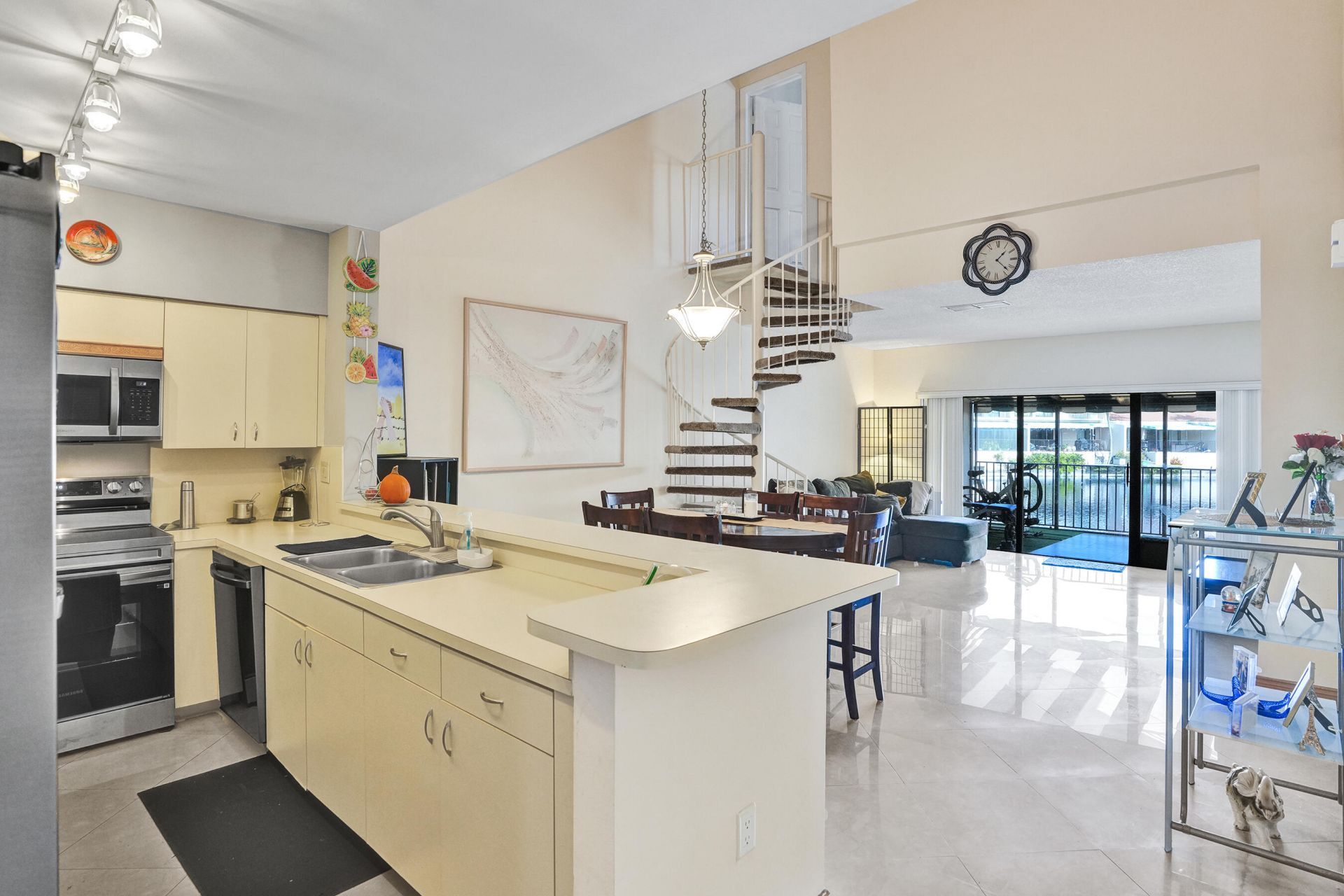 8511 Ardoch Road, Hialeah, FL 33016 Photo