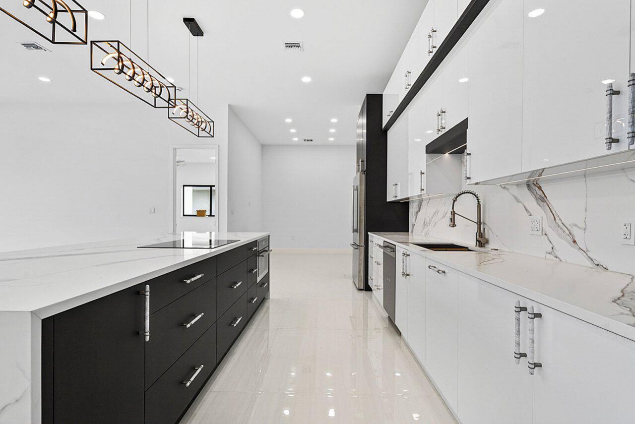 4887 Bocaire Boulevard, Boca Raton, FL 33487 Photo