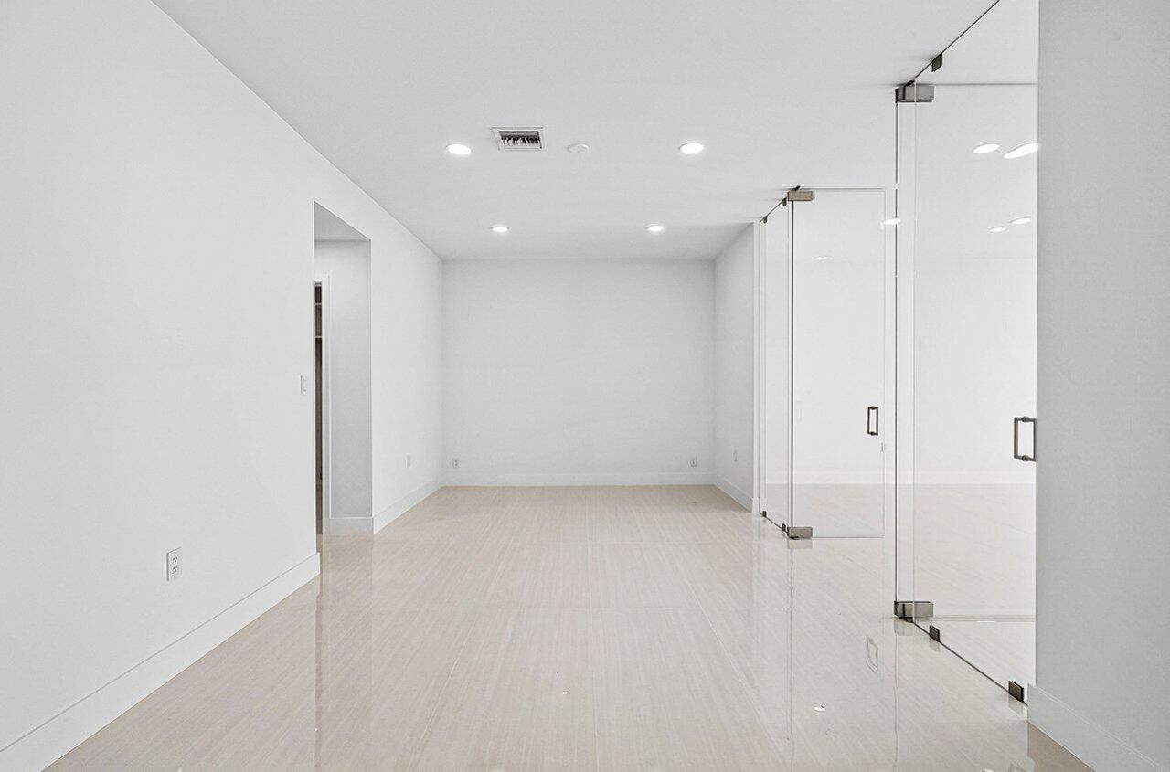 4887 Bocaire Boulevard, Boca Raton, FL 33487 Photo