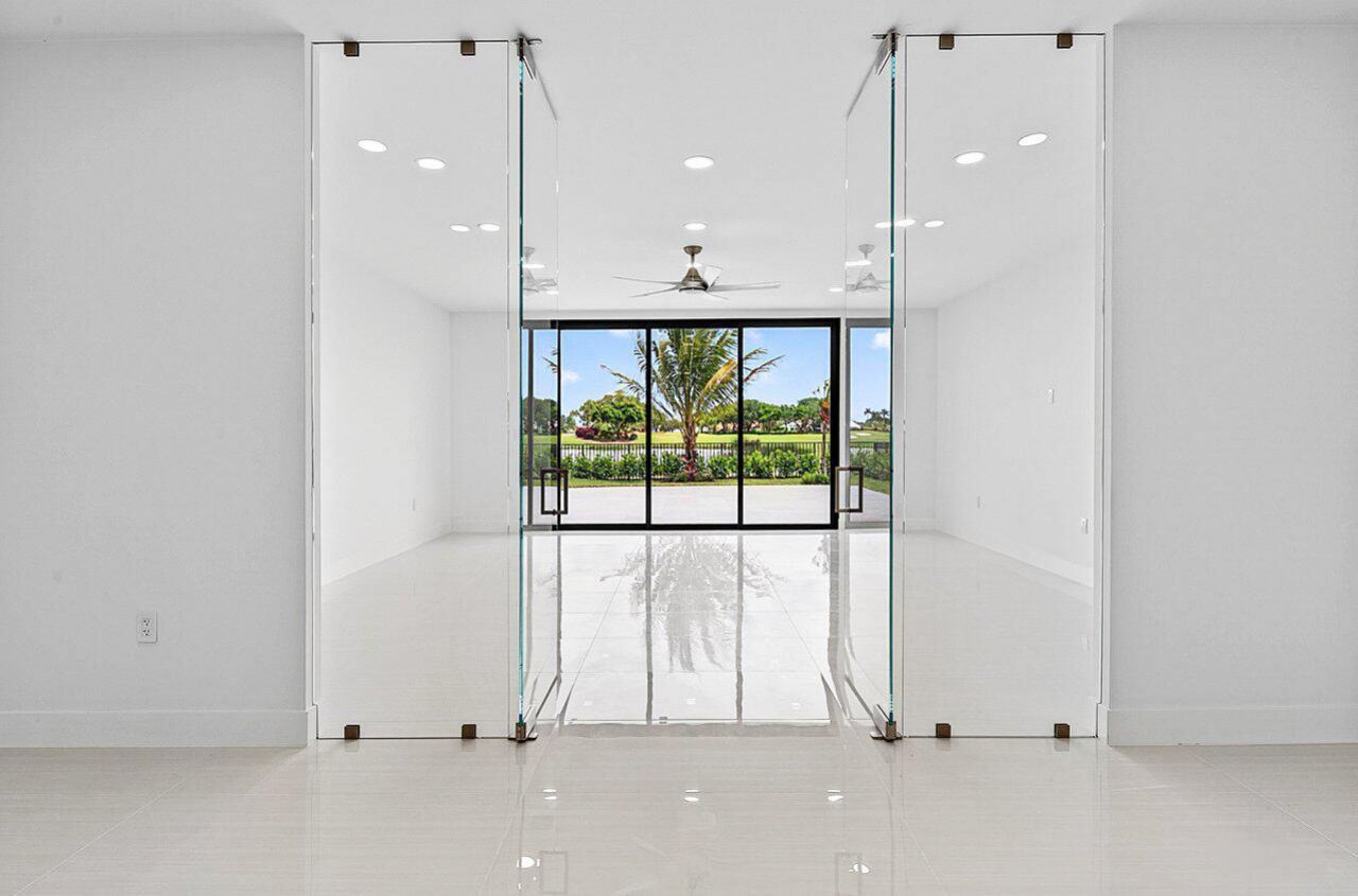 4887 Bocaire Boulevard, Boca Raton, FL 33487 Photo