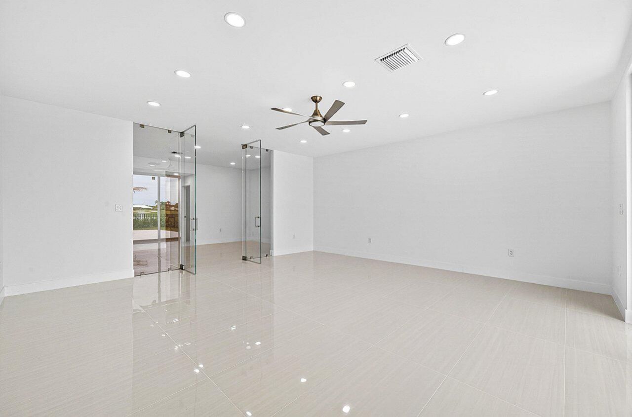 4887 Bocaire Boulevard, Boca Raton, FL 33487 Photo