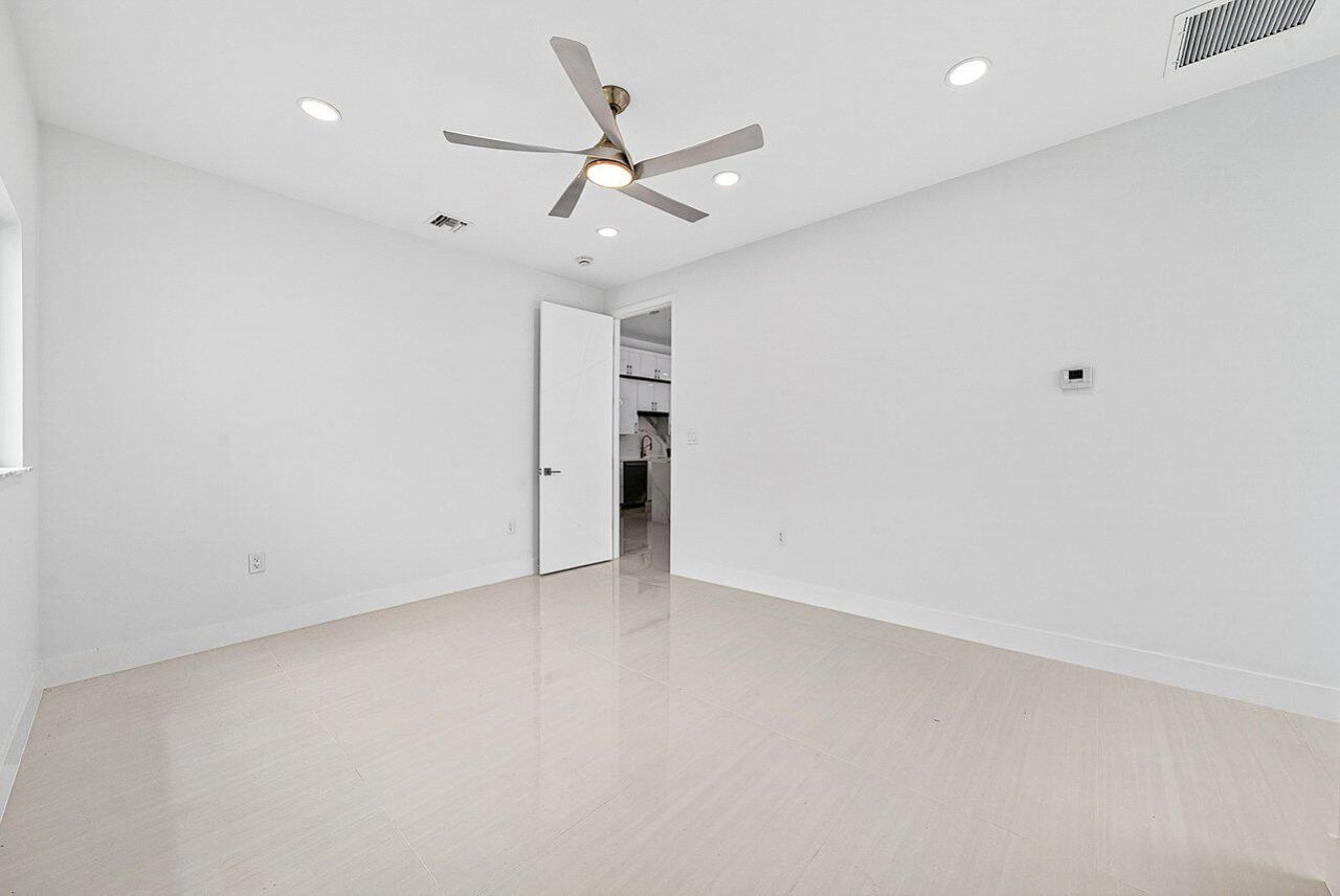 4887 Bocaire Boulevard, Boca Raton, FL 33487 Photo