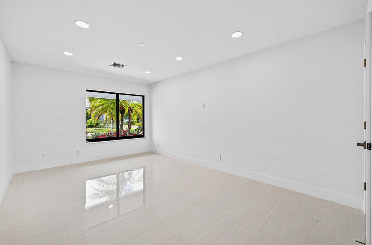 4887 Bocaire Boulevard, Boca Raton, FL 33487 Photo