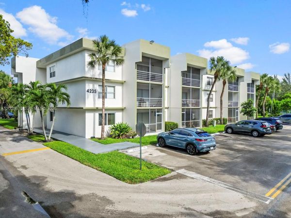 4235 N University Dr , Unit 312, Sunrise, FL 33351