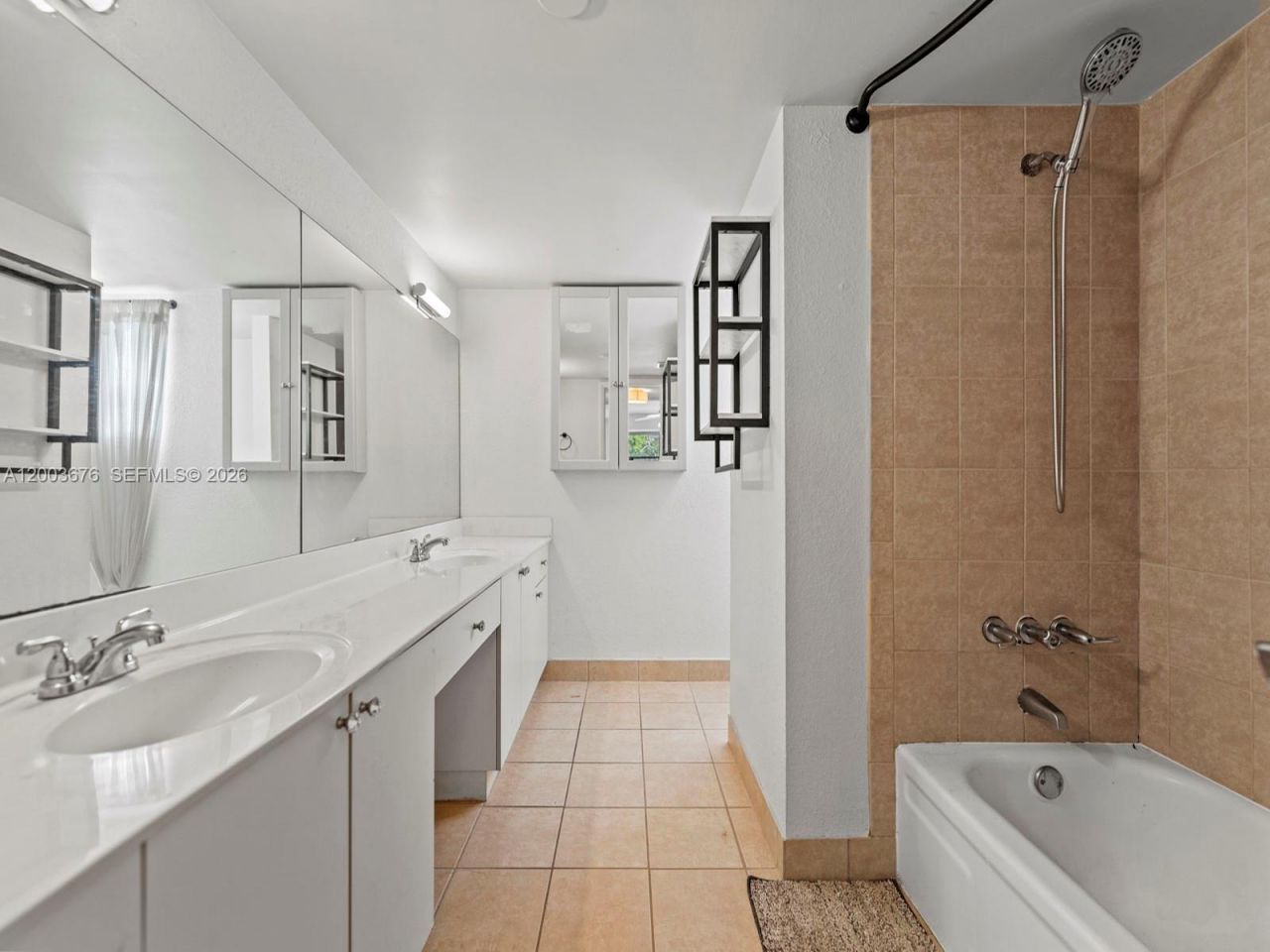 4235 N University Dr , Unit 312, Sunrise, FL 33351 Photo