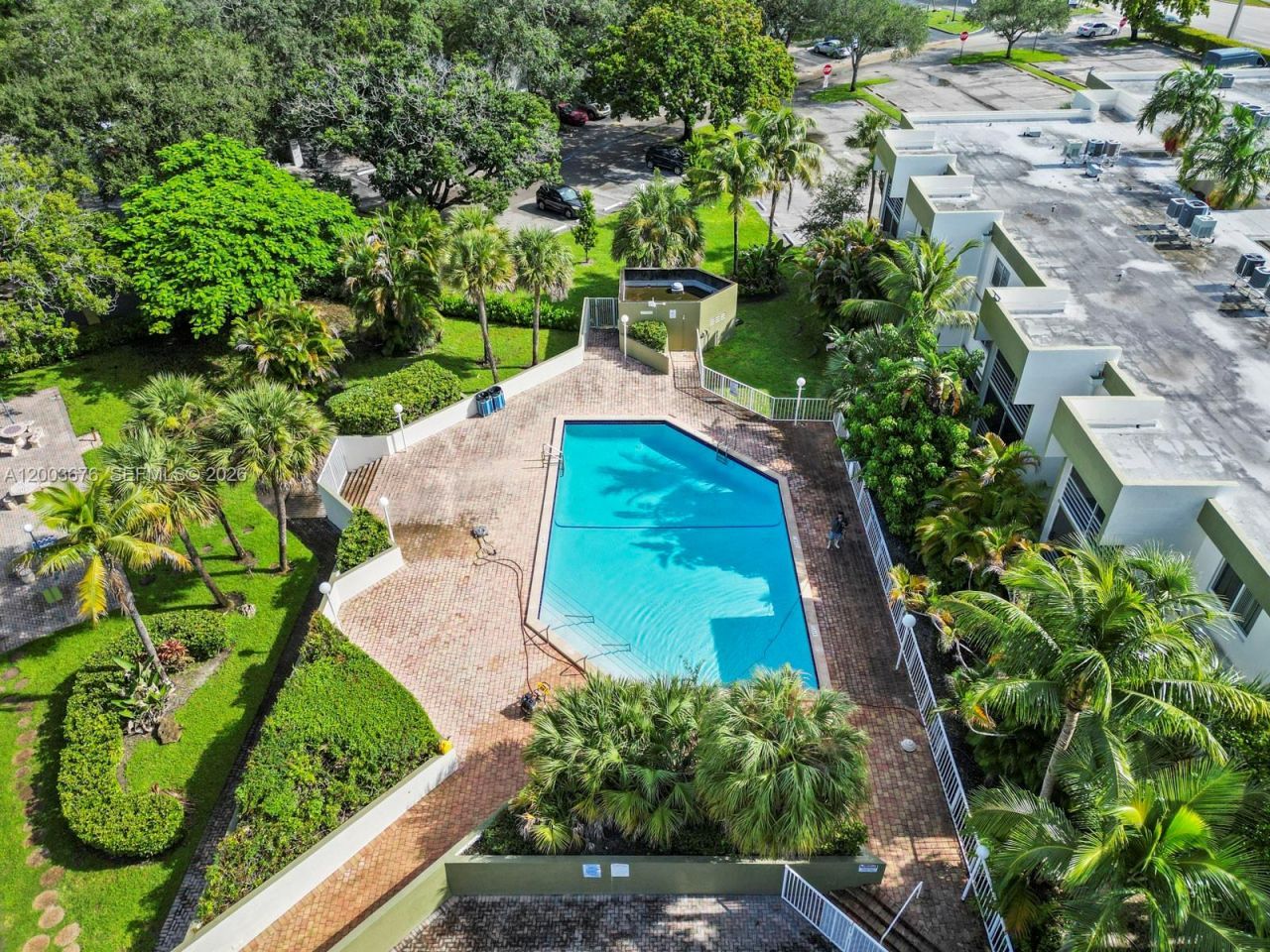 4235 N University Dr, Unit 312, Sunrise, FL 33351 Photo
