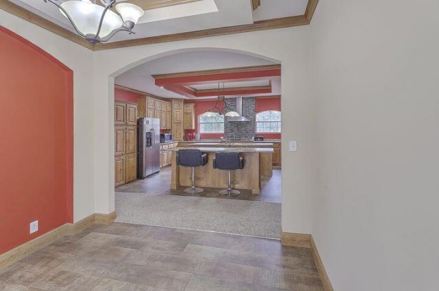 5636 Highway 162 Photo 9