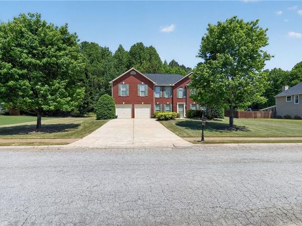 80 Raintree Court, Jefferson, GA 30549