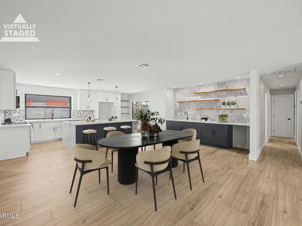 8013 E HUBBELL Street, Scottsdale, AZ 85257