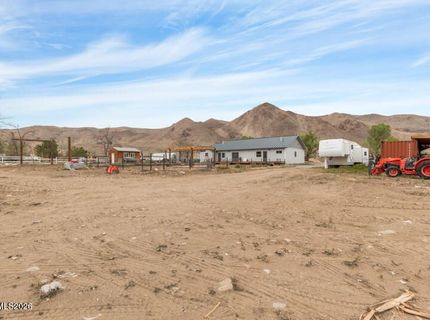 1401 Nevada 208, Yerington, NV 89447 Photo