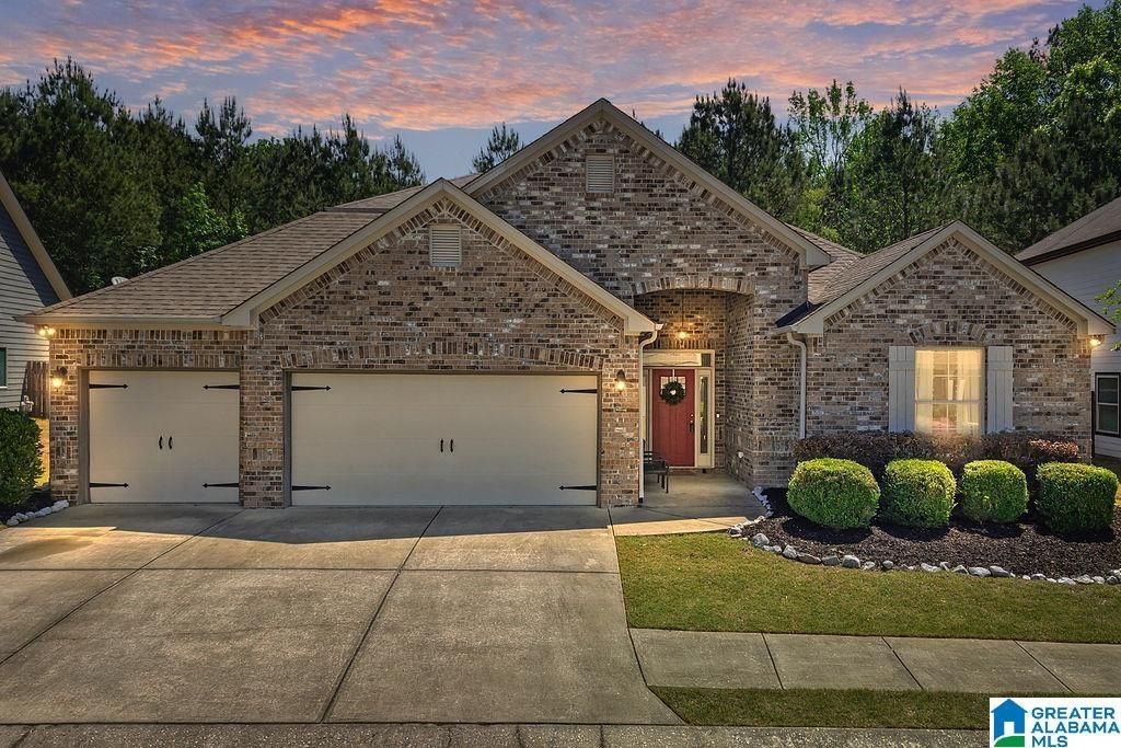 181 Chelsea Station Drive, Chelsea, AL 35043 Main Photo