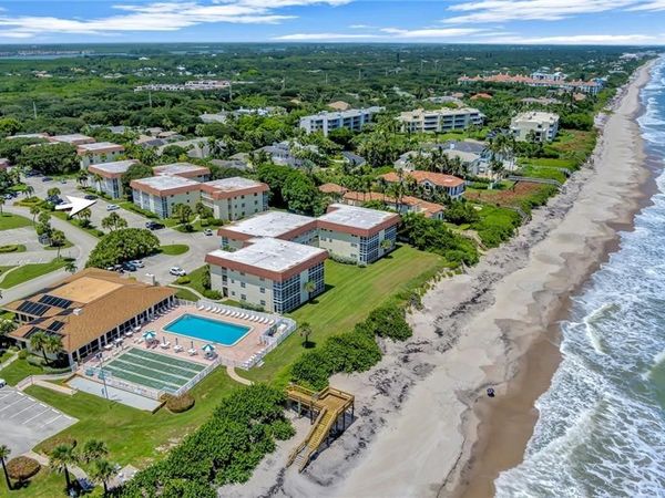 5400 Highway A1a, Unit B8, Vero Beach, FL 32963