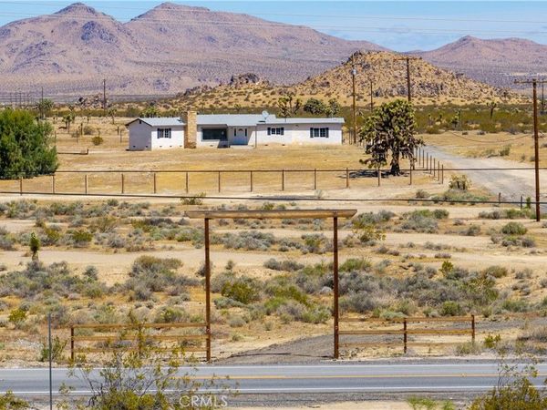 18531 E Palmdale Boulevard, Palmdale, CA 93591