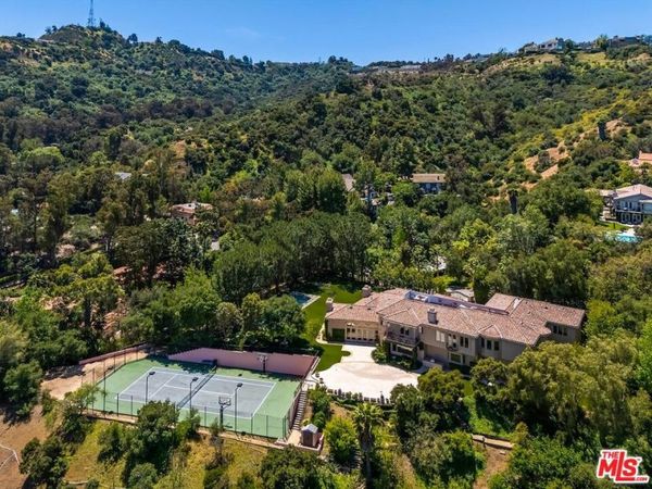 11971 Lockridge Road , Studio City, CA 91604