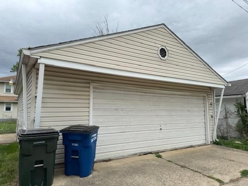 2708 Oakridge Drive, Dayton, OH 45417 Photo 4