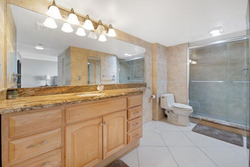 2400 Presidential Way, Unit 1206, West Palm Beach, FL 33401 Photo