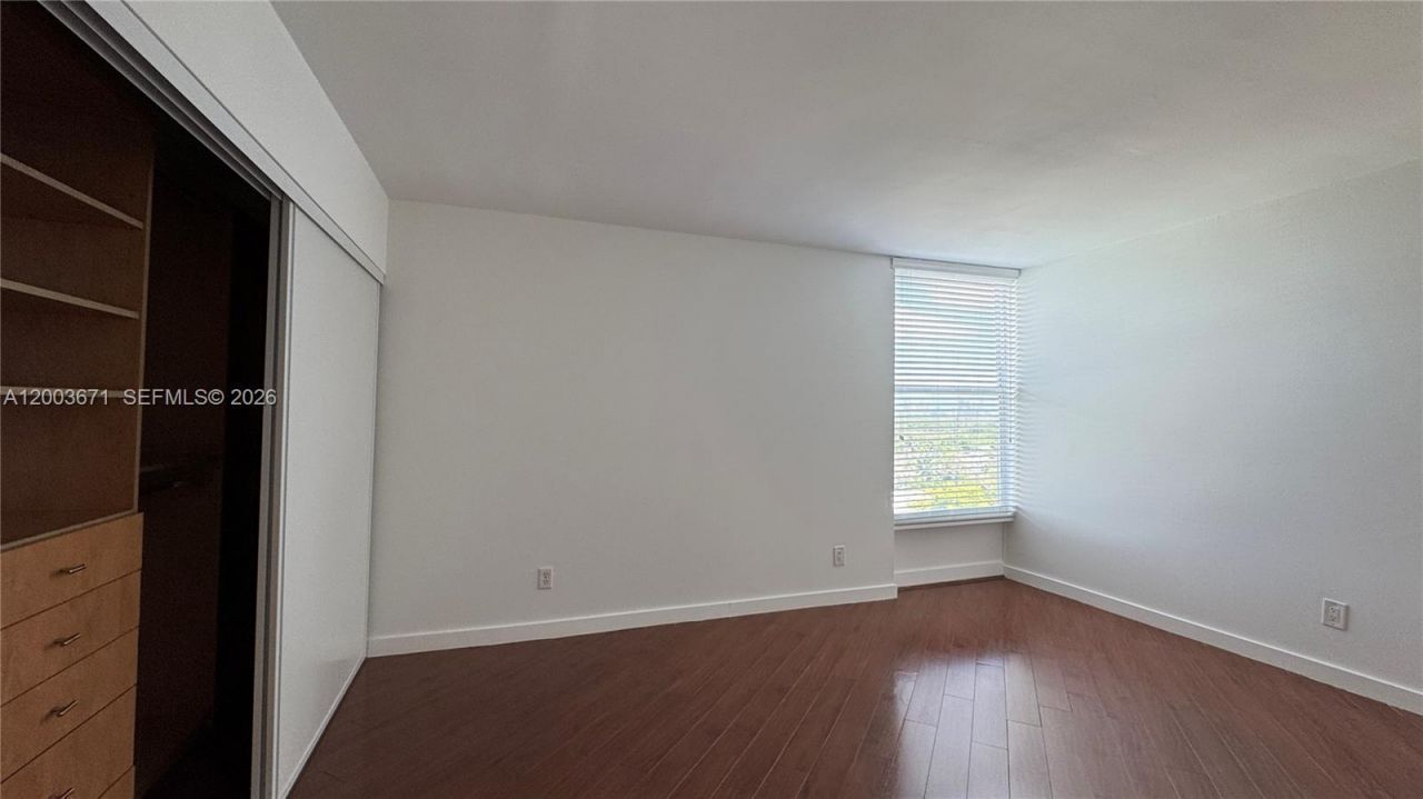 2020 NE 135th St, Unit 810, North Miami, FL 33181 Photo