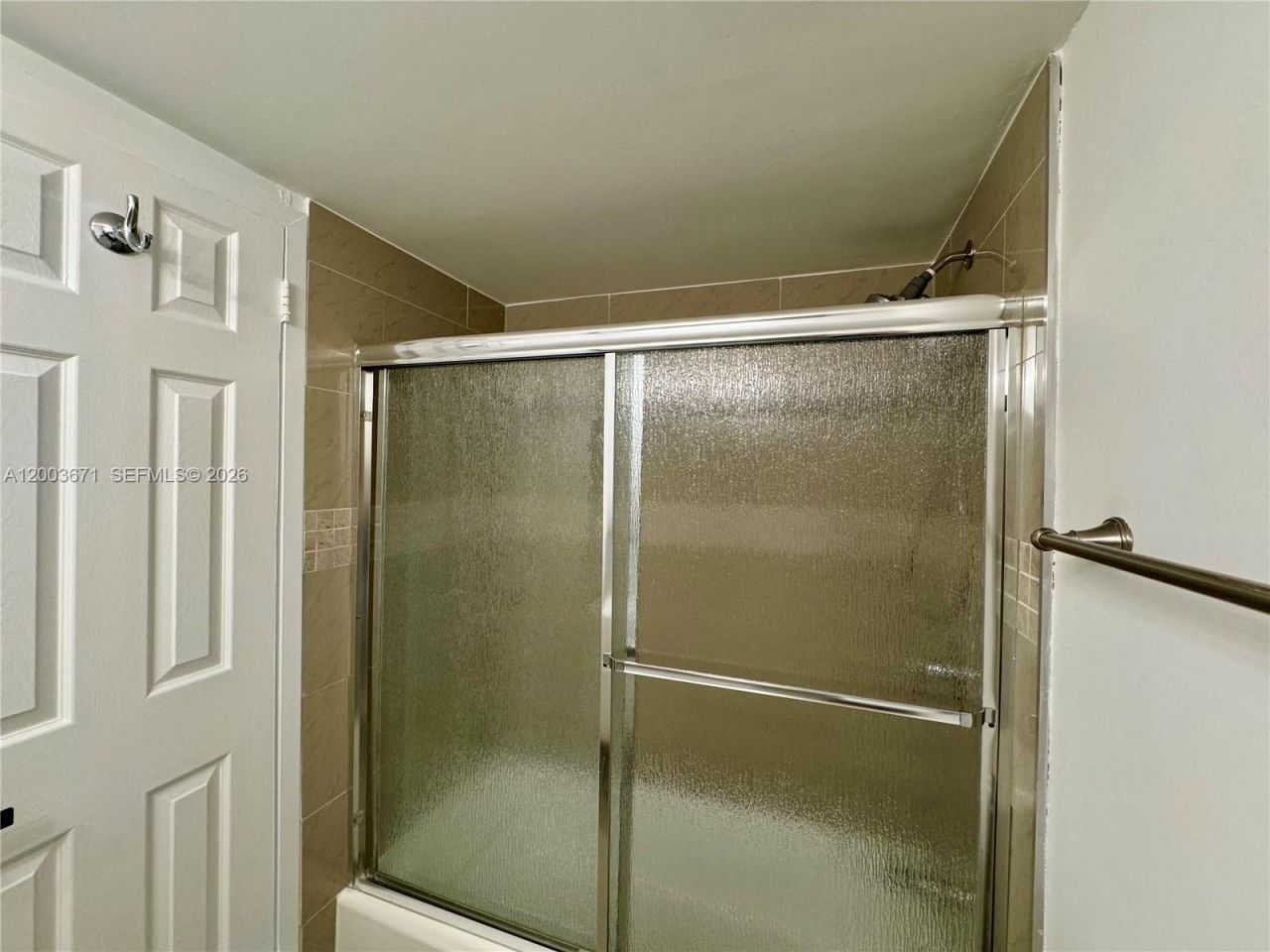 2020 NE 135th St, Unit 810, North Miami, FL 33181 Photo