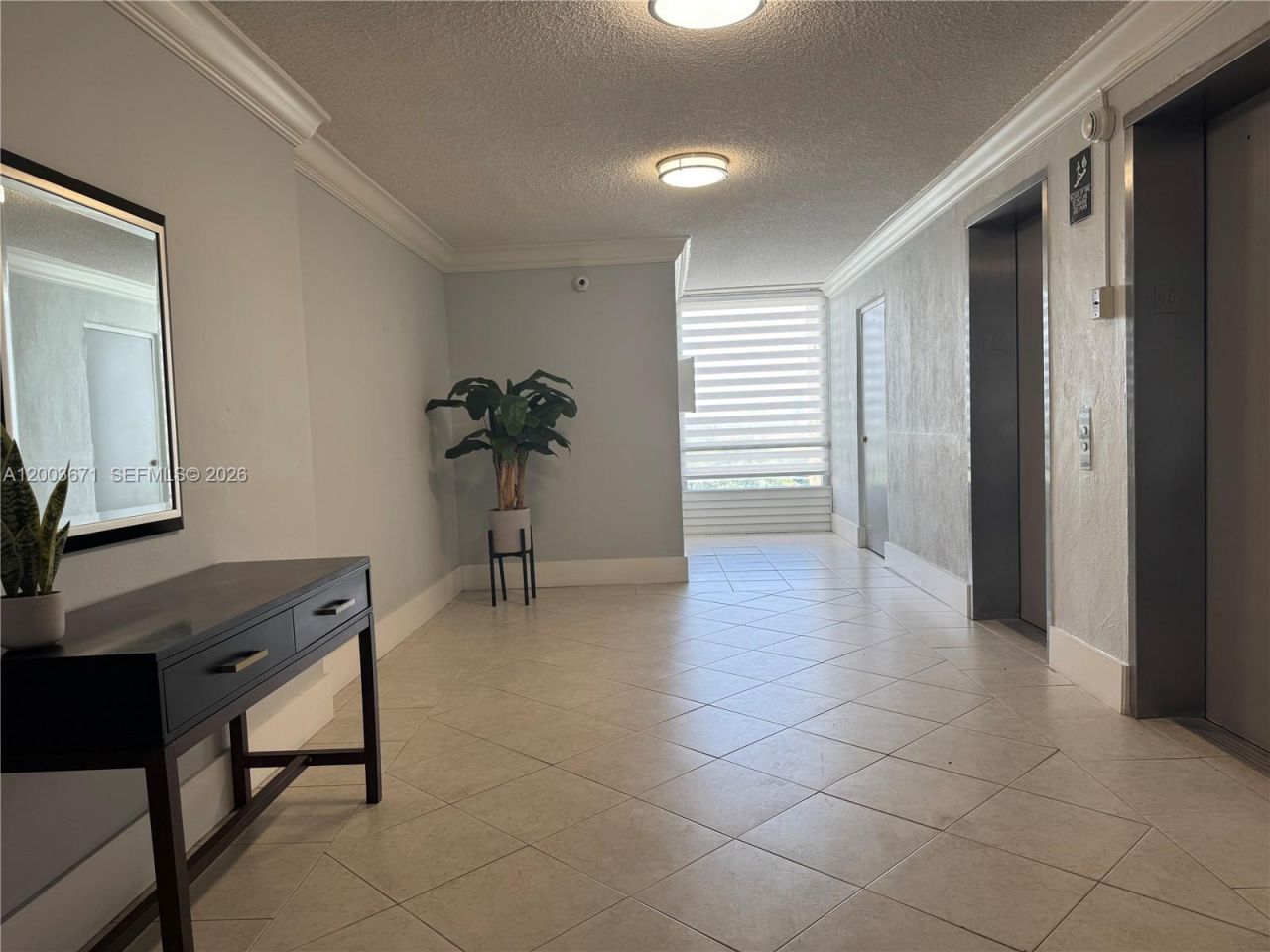 2020 NE 135th St, Unit 810, North Miami, FL 33181 Photo