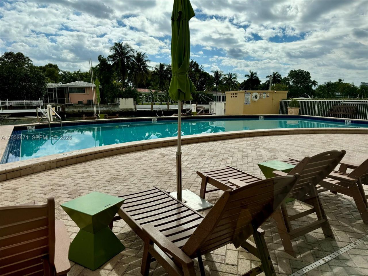 2020 NE 135th St, Unit 810, North Miami, FL 33181 Photo