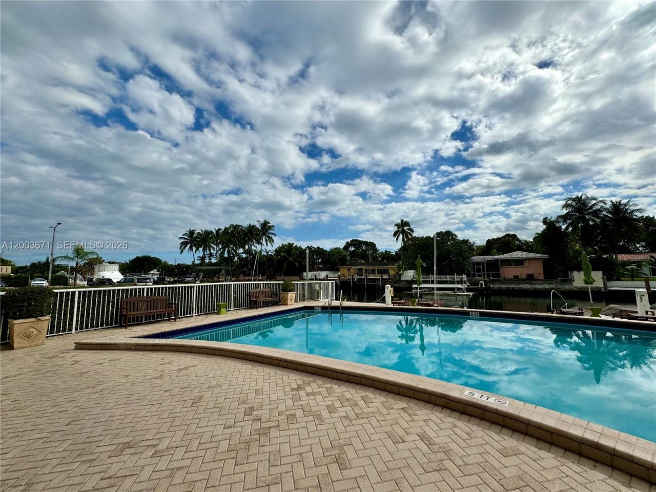 2020 NE 135th St, Unit 810, North Miami, FL 33181 Photo