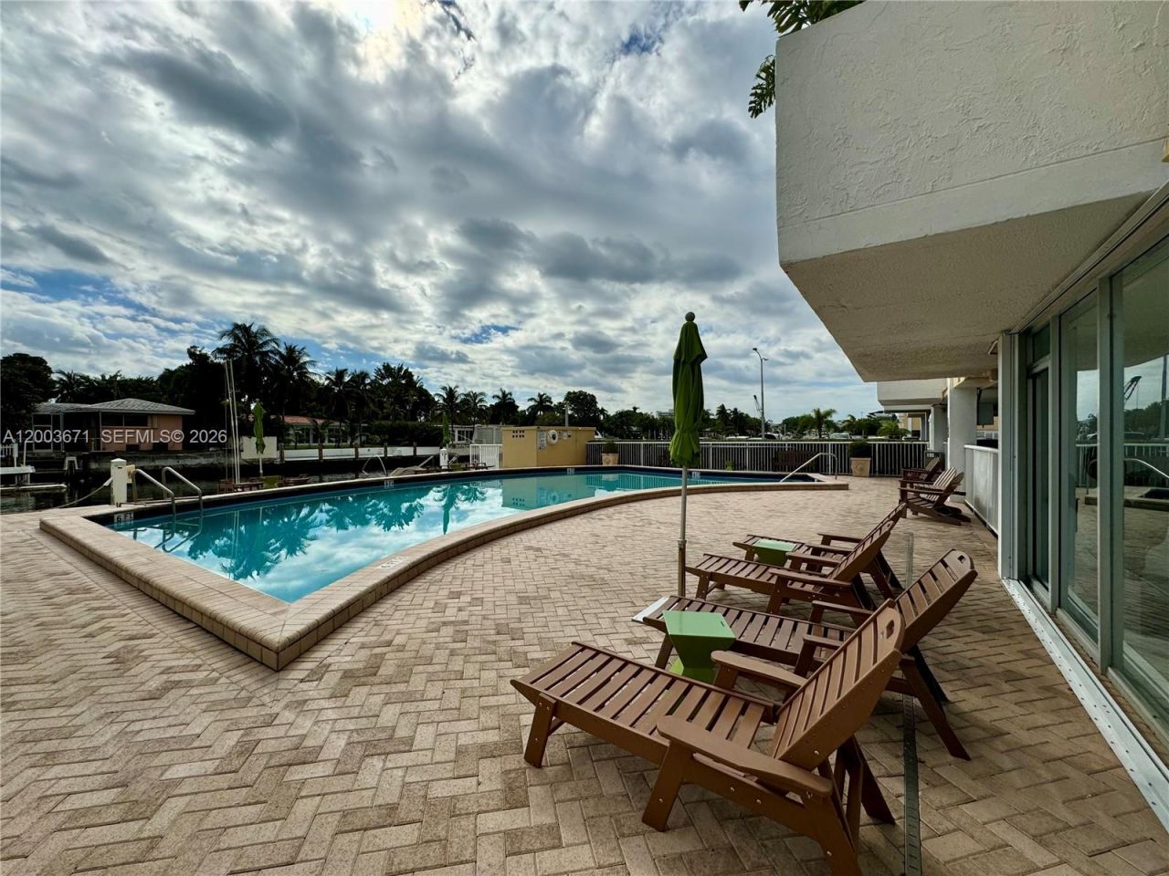 2020 NE 135th St, Unit 810, North Miami, FL 33181 Photo