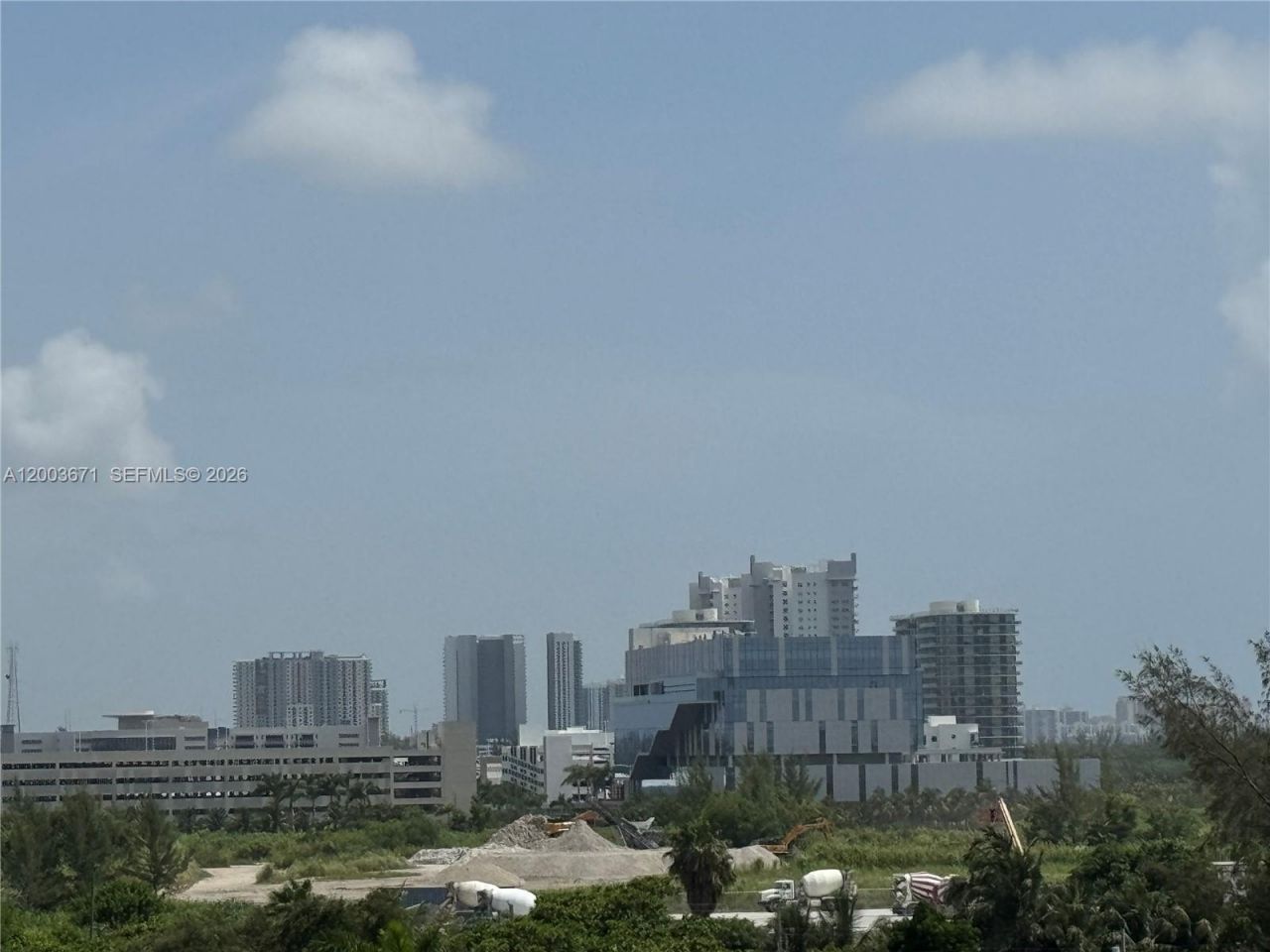 2020 NE 135th St, Unit 810, North Miami, FL 33181 Photo