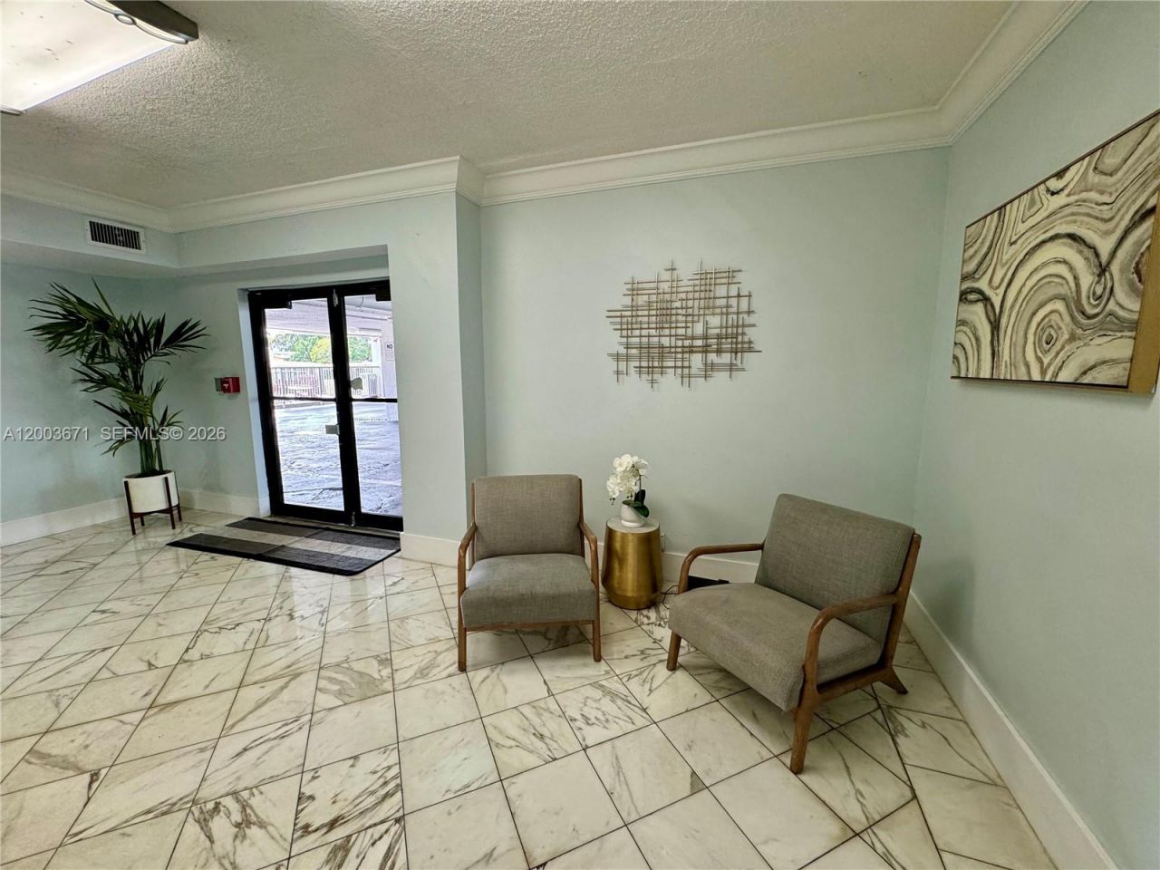 2020 NE 135th St, Unit 810, North Miami, FL 33181 Photo
