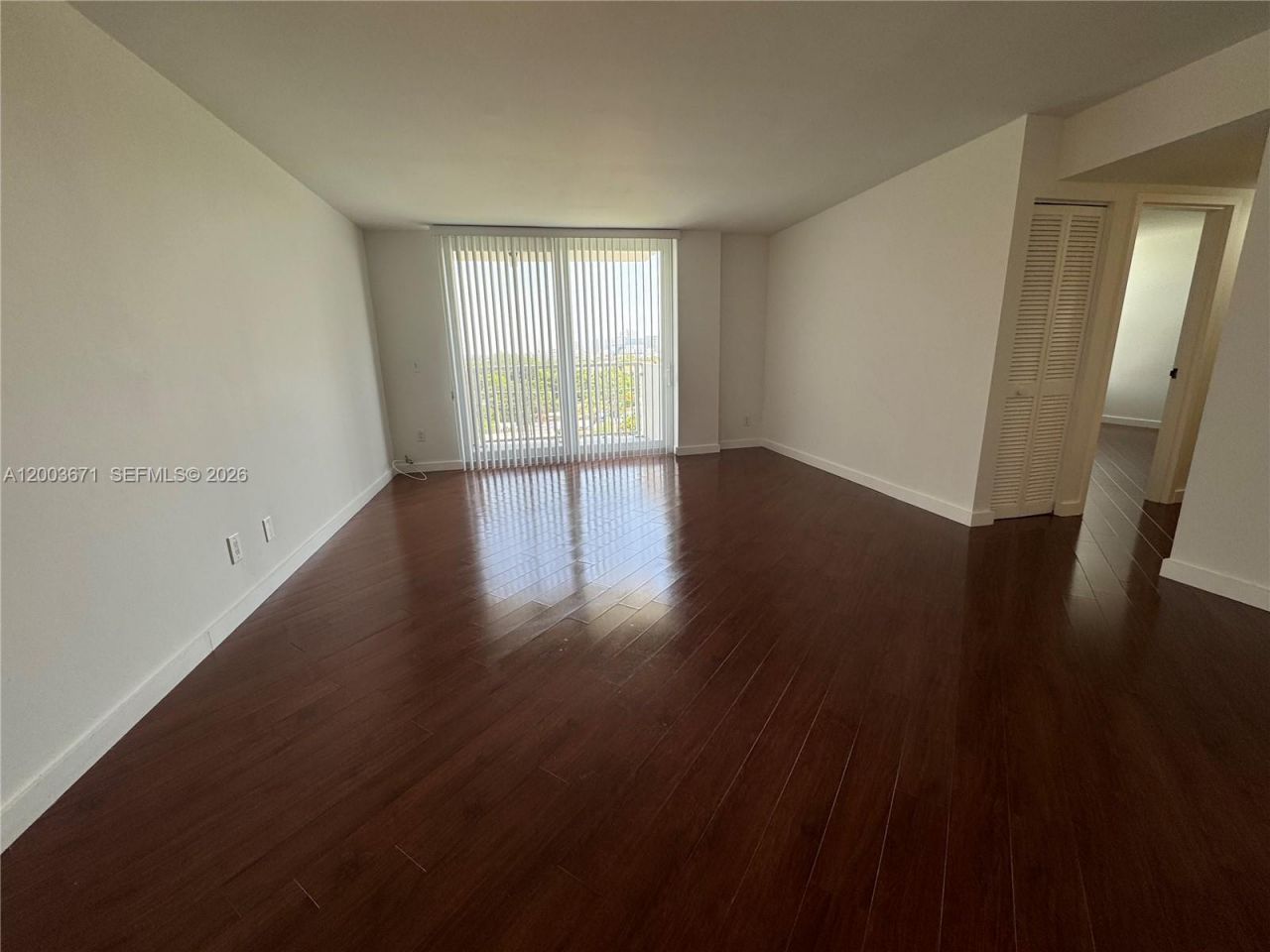 2020 NE 135th St, Unit 810, North Miami, FL 33181 Photo