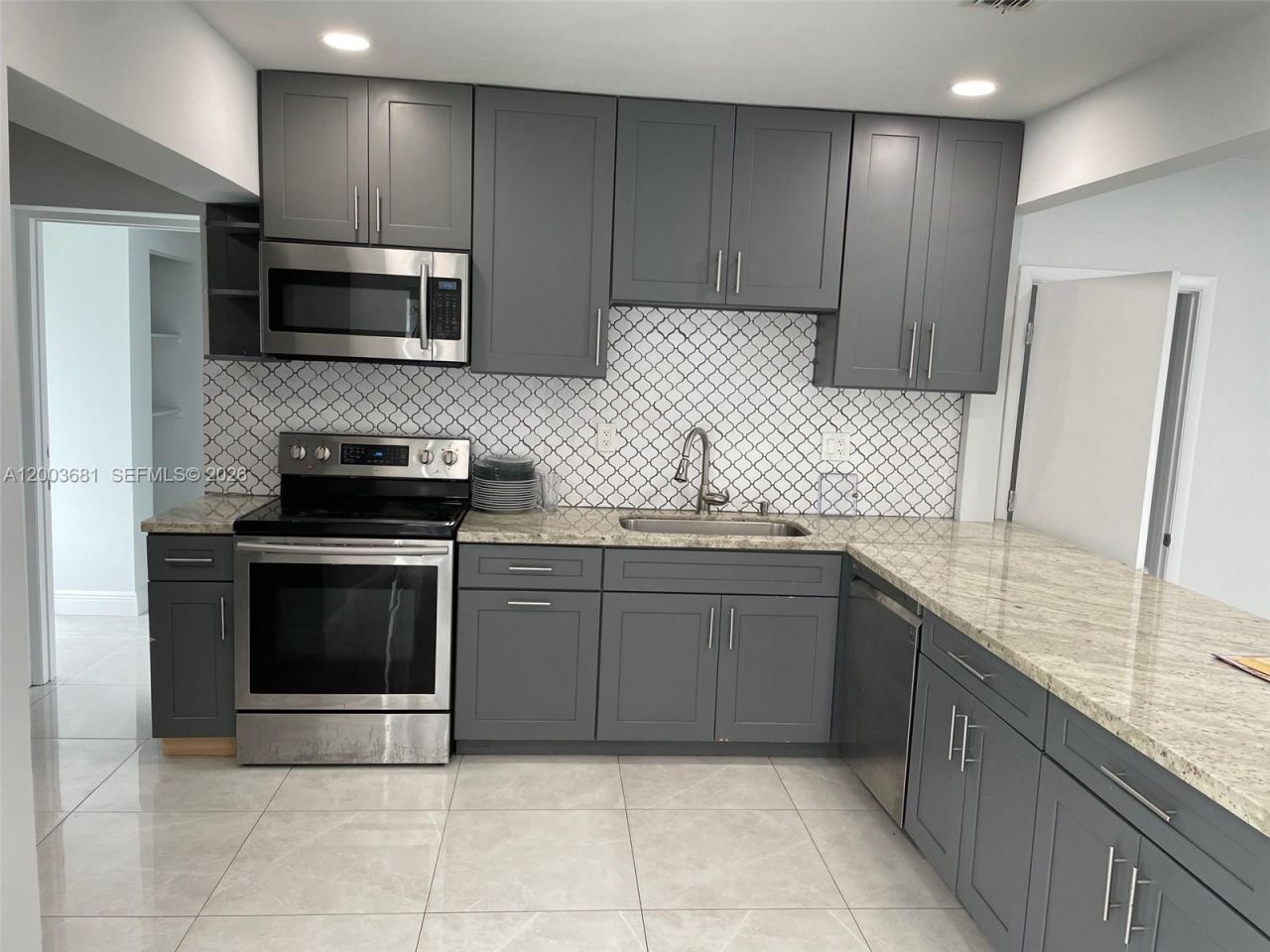 8640 SW 125th Ter , Miami, FL 33156 Photo