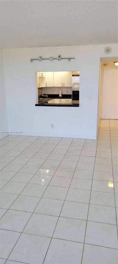 13499 Biscayne Blvd , Unit 511, North Miami, FL 33181 Photo