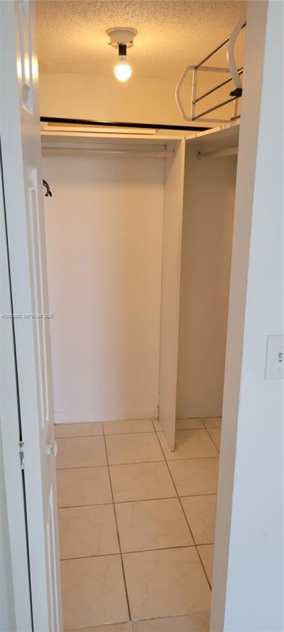 13499 Biscayne Blvd , Unit 511, North Miami, FL 33181 Photo