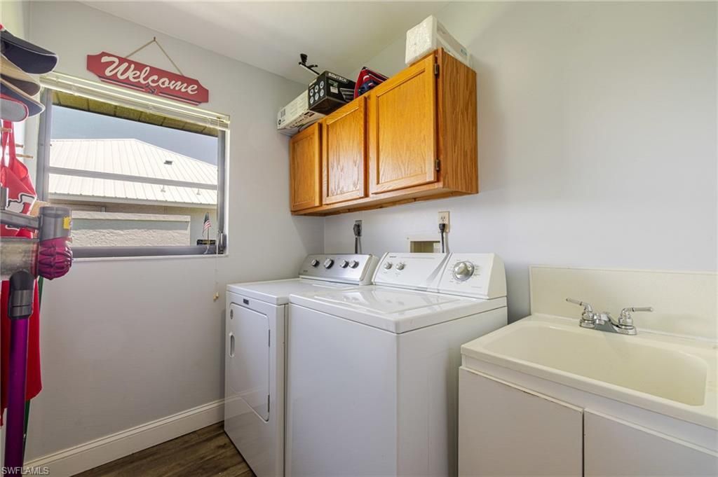 2534 SE 24th Pl , Cape Coral, FL 33904 Photo