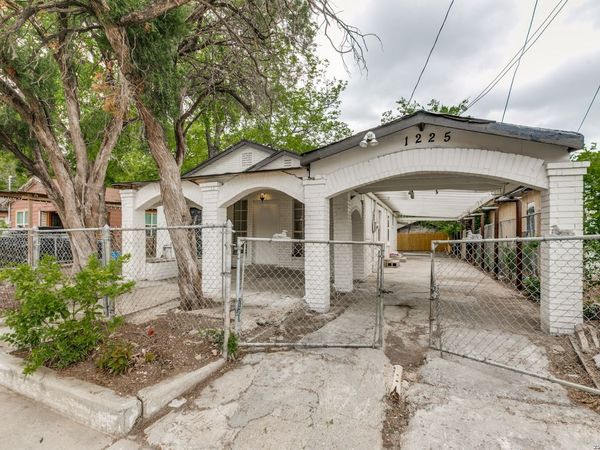 1225 Saltillo, San Antonio, TX 78207