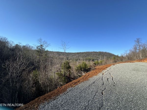 1776 Fairview Rd, Tellico Plains, TN 37385