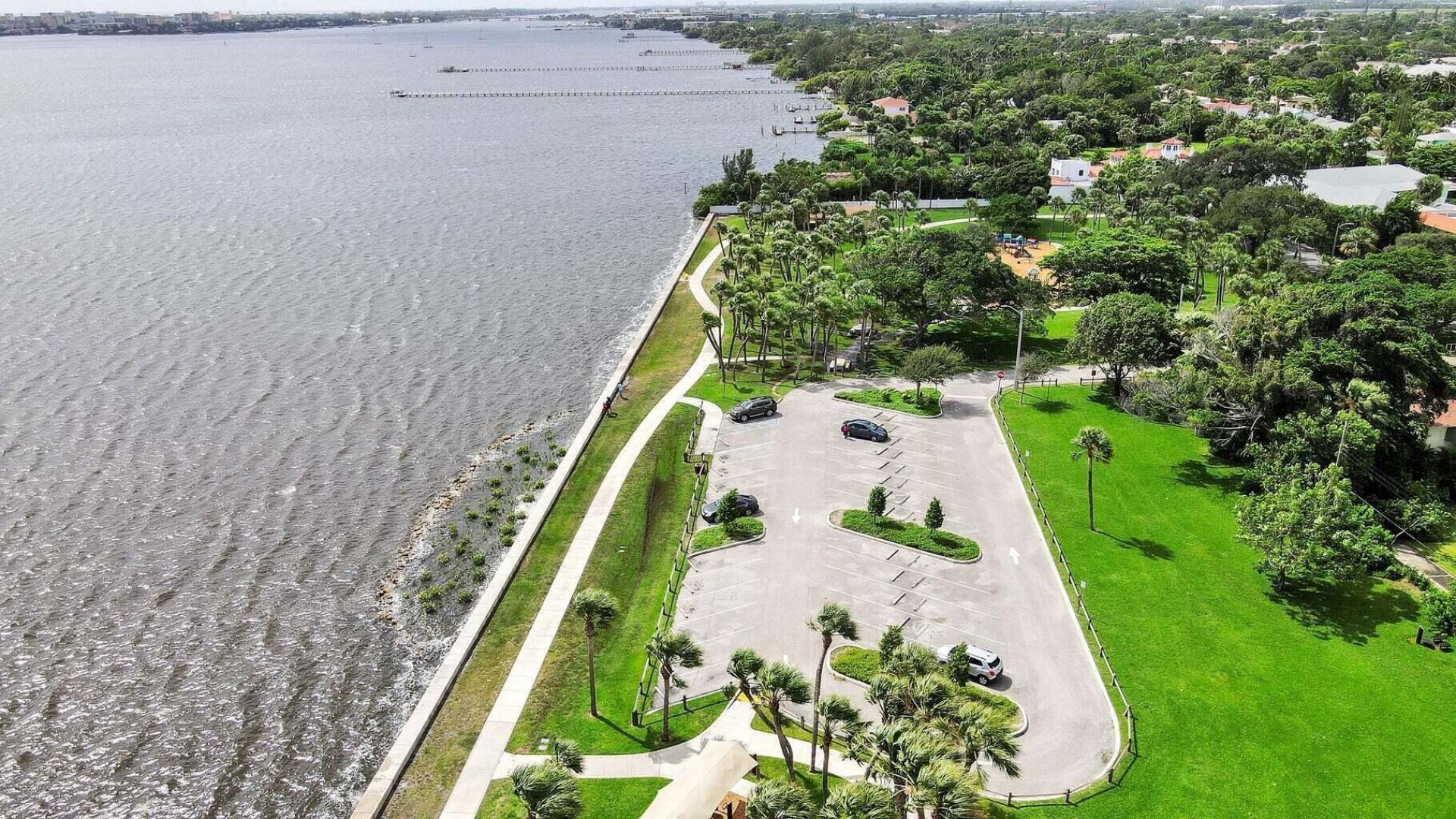 215 S Federal Highway, Unit #2 Rear, Lake Worth Beach, FL 33460 Photo